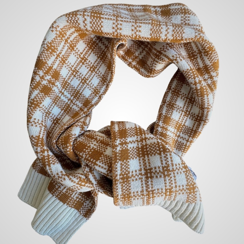 Timberland Wheat White Plaid Knit Scarf New with Tags